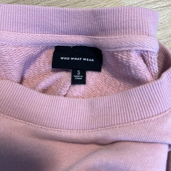 Who What Wear Ruffle Detail Crew Neck Cozy Sweatshirt Size Small - Picture 5 of 6